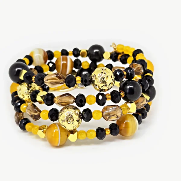 Nephrite and agate spiral bracelet by Mika, Tbilisi