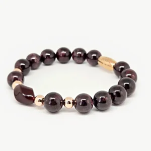 Garnet Bracelet oval bead — handmade gemstone bracelet by Mika, Tbilisi