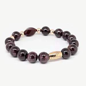 Garnet Bracelet oval bead — handmade gemstone bracelet by Mika, Tbilisi